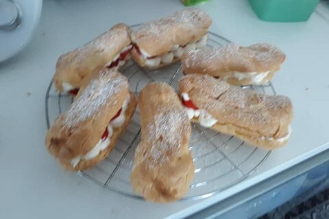 Cliquez pour zoomer ! Éclairs fraises chantilly Thermomix par Abby88