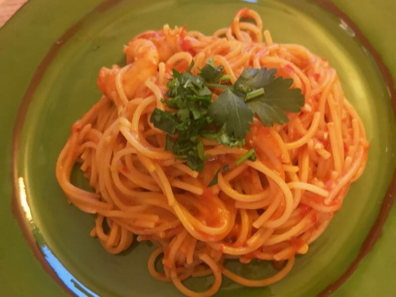 Cliquez pour zoomer ! Spaghettis aux crevettes et à l’ail Thermomix par charlie_mgn