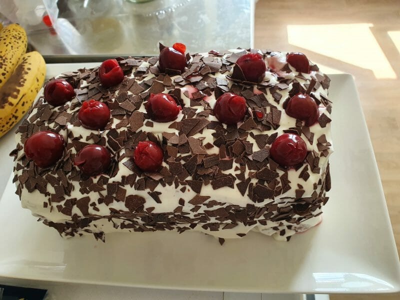 Cliquez pour zoomer ! Bûche forêt noire Thermomix par cloure