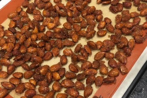 Cliquez pour zoomer ! Amandes grillées à la cannelle et au miel Thermomix par julie6