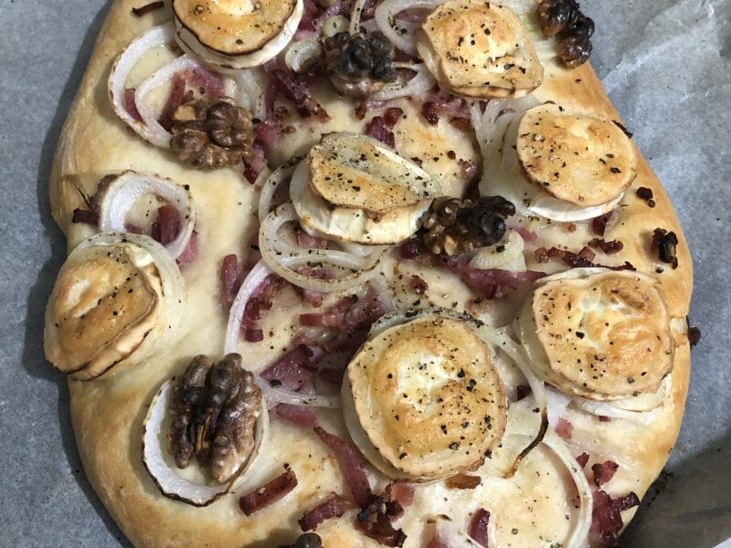 Cliquez pour zoomer ! Fougasse chèvre et lardons Thermomix par monette