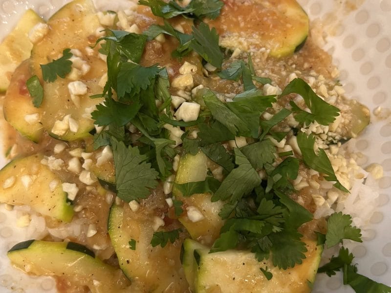 Cliquez pour zoomer ! Curry de courgettes au lait de coco Thermomix par stephanie_301