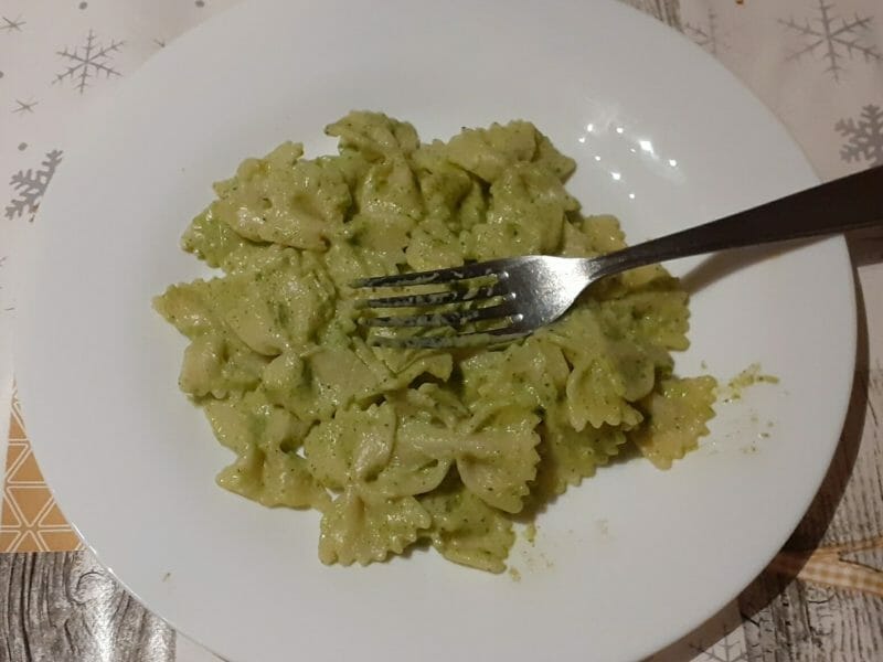 Cliquez pour zoomer ! Farfalle à la crème de courgettes Thermomix par Bartokjul