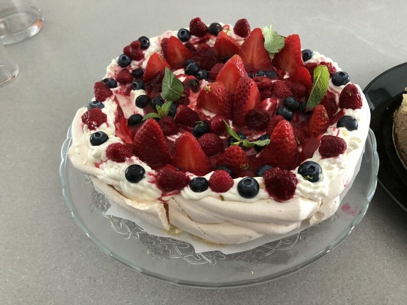 Cliquez pour zoomer ! Mini pavlova aux fraises Thermomix par Chriscuisine