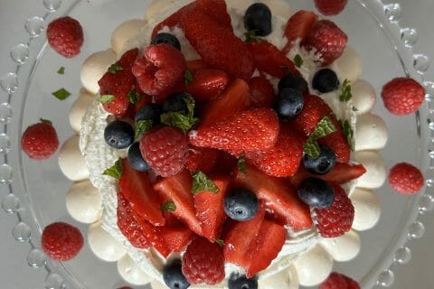 Cliquez pour zoomer ! Mini pavlova aux fraises Thermomix par andoux