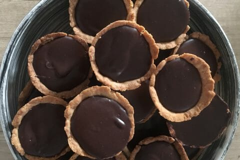 Cliquez pour zoomer ! Tartelettes chocolat et caramel beurre salé Thermomix par nanette21