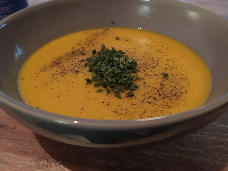 Cliquez pour zoomer ! Velouté de carottes et poivrons rouges Thermomix par bedouette