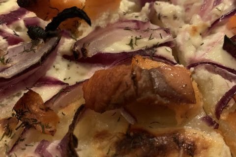 Cliquez pour zoomer ! Tarte flambée rapide au saumon fumé Thermomix par delisaflo