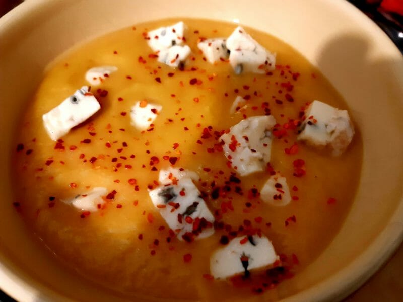 Cliquez pour zoomer ! Velouté de butternut et panais à la fourme d’Ambert Thermomix par juju19chp
