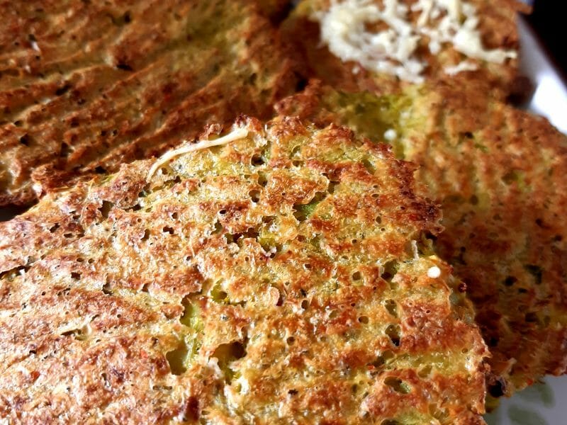 Cliquez pour zoomer ! Galettes de brocolis Thermomix par juju19chp