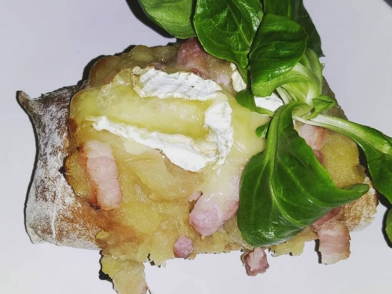 Cliquez pour zoomer ! Tartines normandes pommes et camembert Thermomix par Mandy 🍂