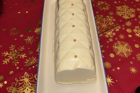 Cliquez pour zoomer ! Bûche vanille praliné Thermomix par emy28