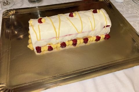 Cliquez pour zoomer ! Bûche citron et framboises Thermomix par emy28