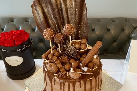 Cliquez pour zoomer ! Layer cake Kinder Bueno Thermomix par youssra_dmh