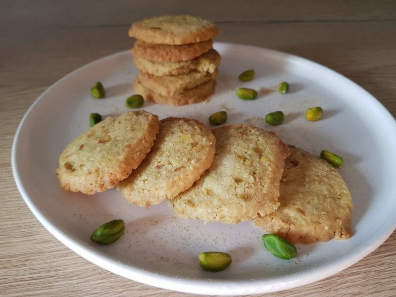 Cliquez pour zoomer ! Biscuits à la cardamome et aux pistaches Thermomix par Pickmoule