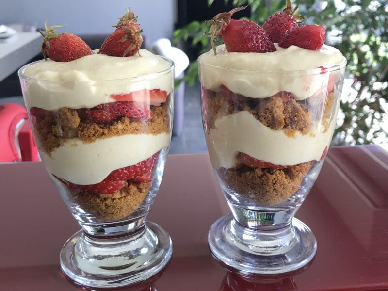 Cliquez pour zoomer ! Tiramisu aux framboises et spéculoos Thermomix par stephanie12300