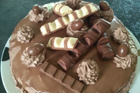 Cliquez pour zoomer ! Layer cake Kinder Bueno Thermomix par Mary71