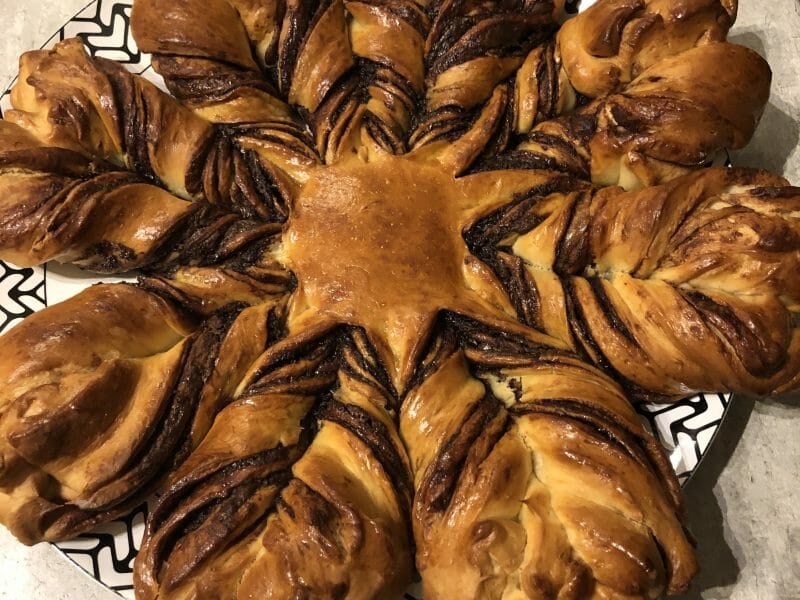 Cliquez pour zoomer ! Brioche étoilée au Nutella Thermomix par Veronio