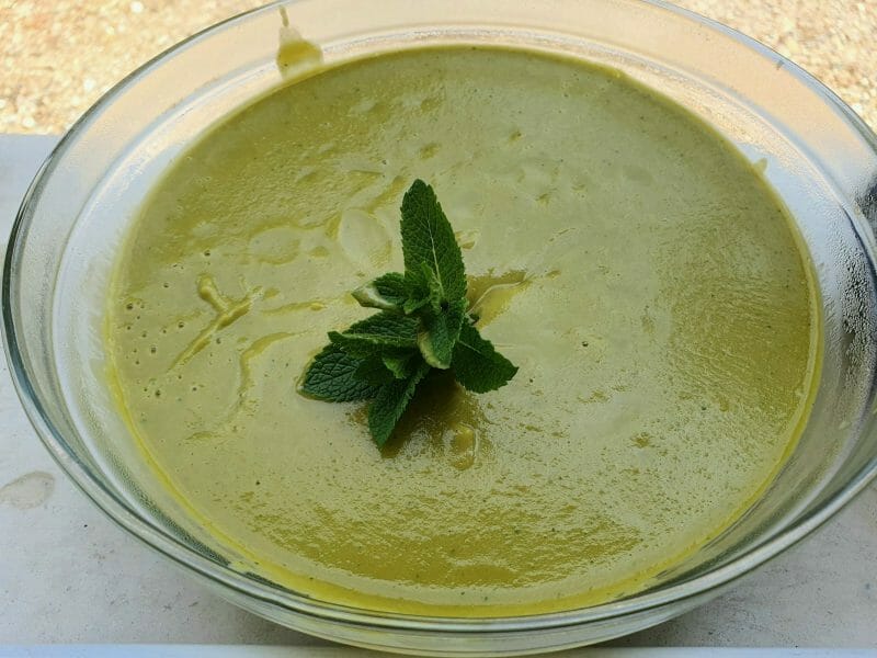 Cliquez pour zoomer ! Velouté glacé de petits pois à la menthe Thermomix par stephi7289