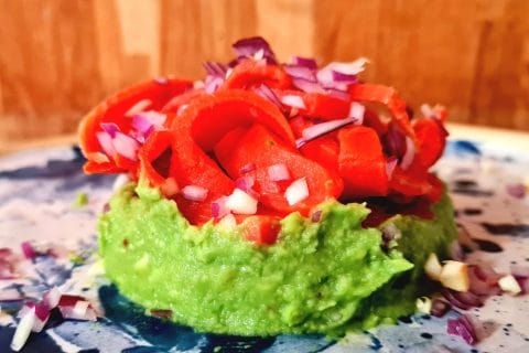 Cliquez pour zoomer ! Tartare aux 2 saumons sur purée d’avocat Thermomix par stephi7289
