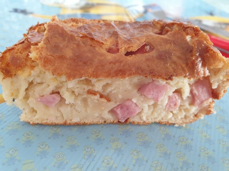 Cliquez pour zoomer ! Cake chèvre, noisettes et lardons Thermomix par mel_tahia