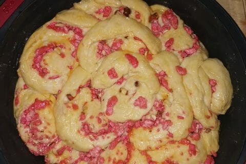 Cliquez pour zoomer ! Brioche aux pralines roses Thermomix par juju2a