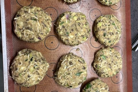 Cliquez pour zoomer ! Steaks lentilles, pois chiches, courgettes Thermomix par mag2677