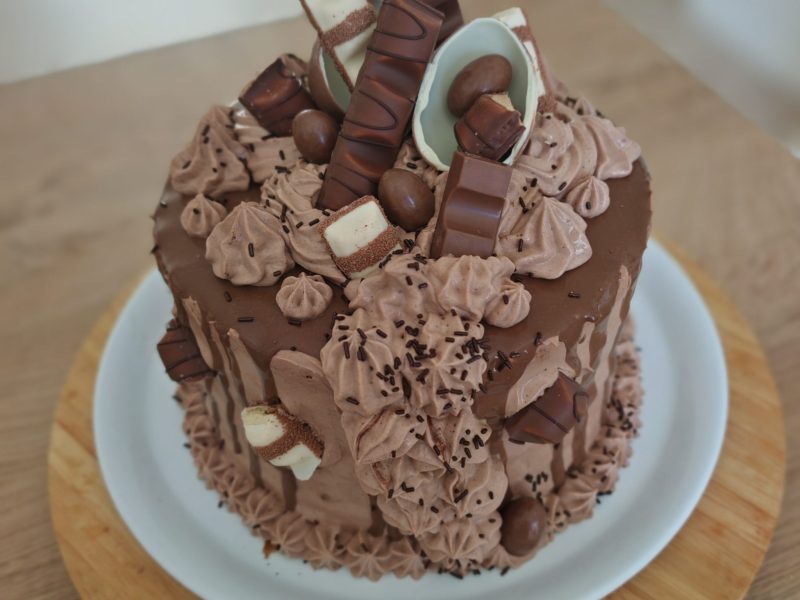 Cliquez pour zoomer ! Layer cake Kinder Bueno Thermomix par Samantha66