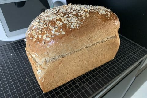 Cliquez pour zoomer ! Pain aux flocons d’avoine et au miel Thermomix par ngee