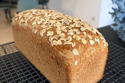 Cliquez pour zoomer ! Pain aux flocons d’avoine et au miel Thermomix par ngee