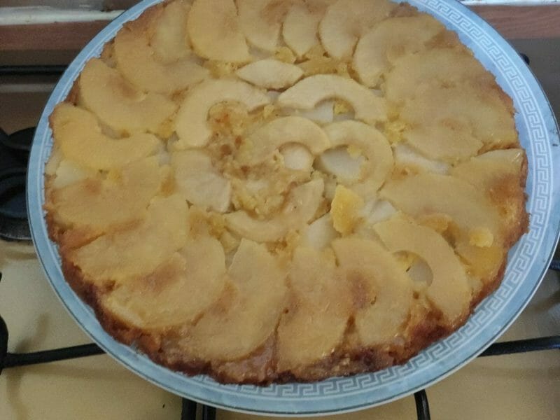 Cliquez pour zoomer ! Gâteau renversé à la rhubarbe et caramel au beurre salé Thermomix par Macegaban