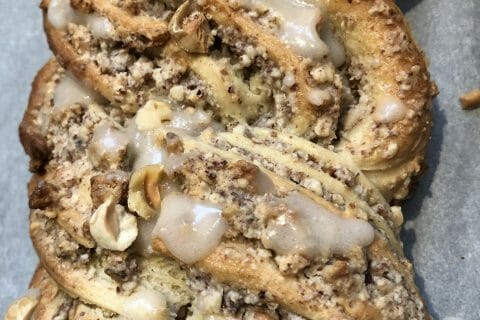 Cliquez pour zoomer ! Brioche tressée aux noisettes Thermomix par Chris