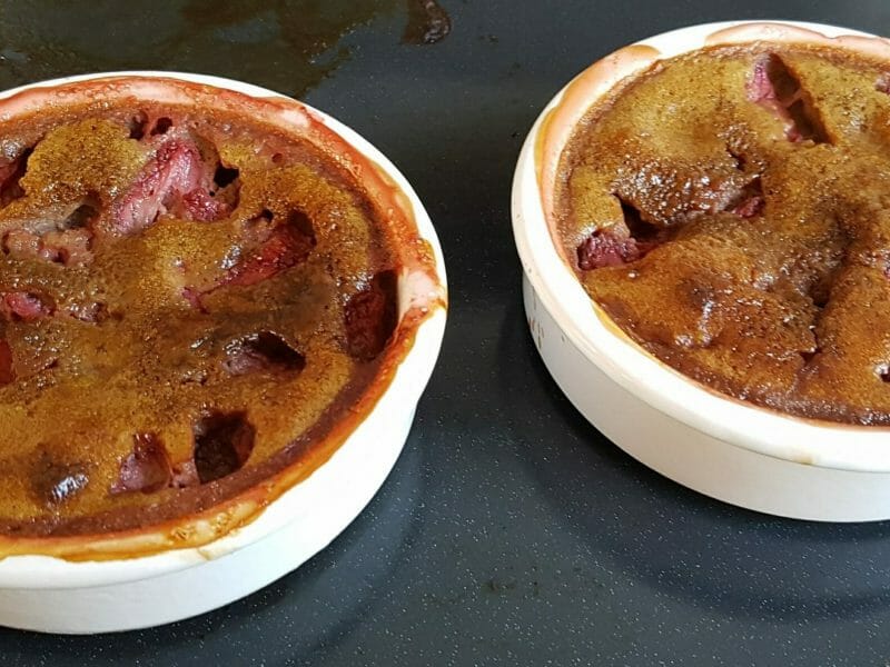 Cliquez pour zoomer ! Clafoutis aux fraises Thermomix par Juju79