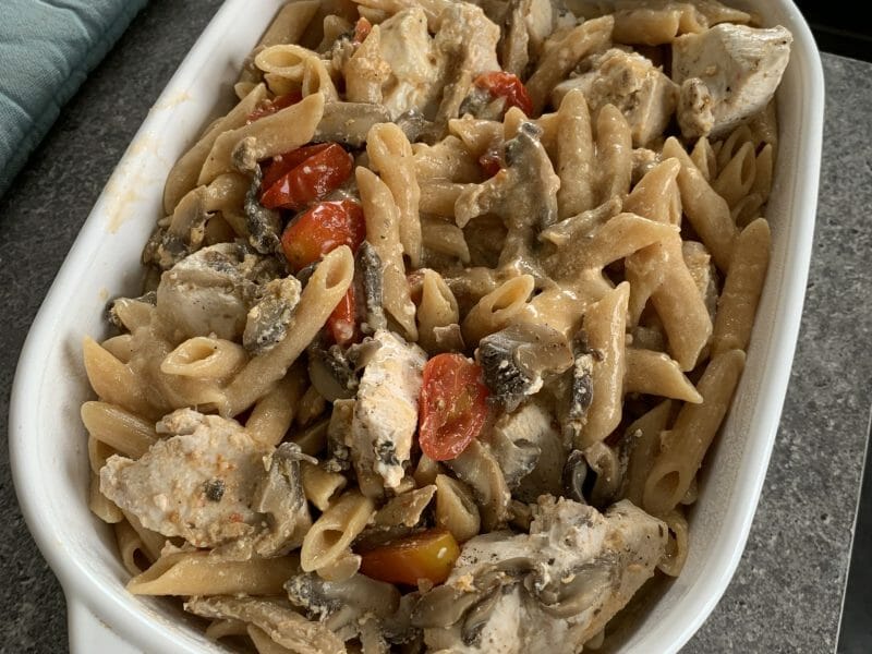 Cliquez pour zoomer ! Pennes au poulet, tomates et champignons Thermomix par laurie_04