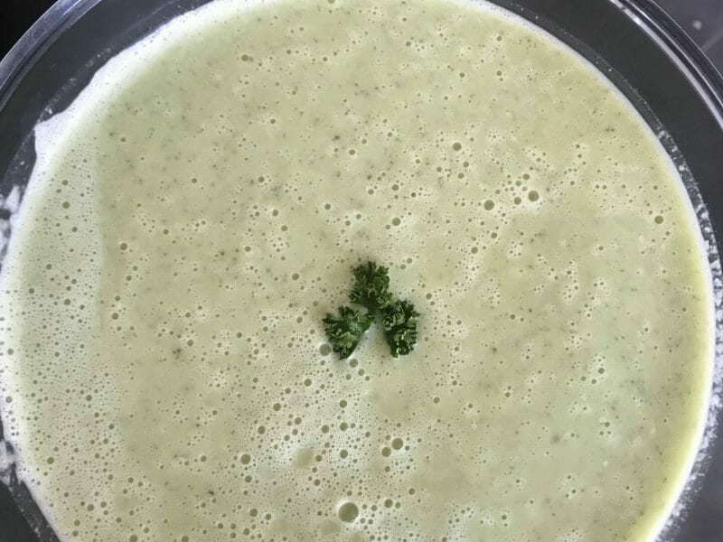 Cliquez pour zoomer ! Soupe froide courgette et concombre Thermomix par vauttier