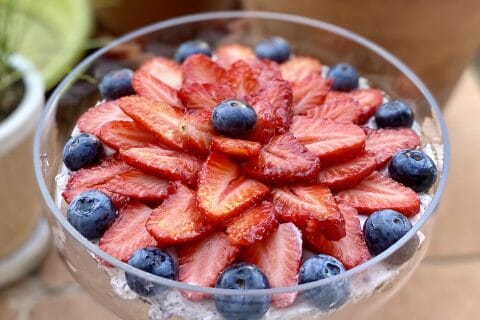 Cliquez pour zoomer ! Tarte aux fraises sans cuisson Thermomix par SoMoJo