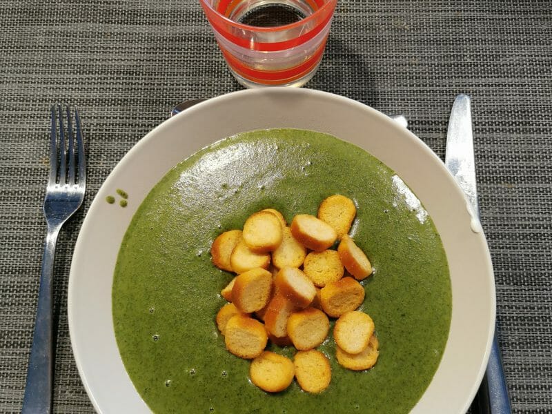 Cliquez pour zoomer ! Soupe d’orties Thermomix par kevinx88