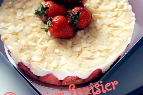 Cliquez pour zoomer ! Fraisier Thermomix par sarah_184