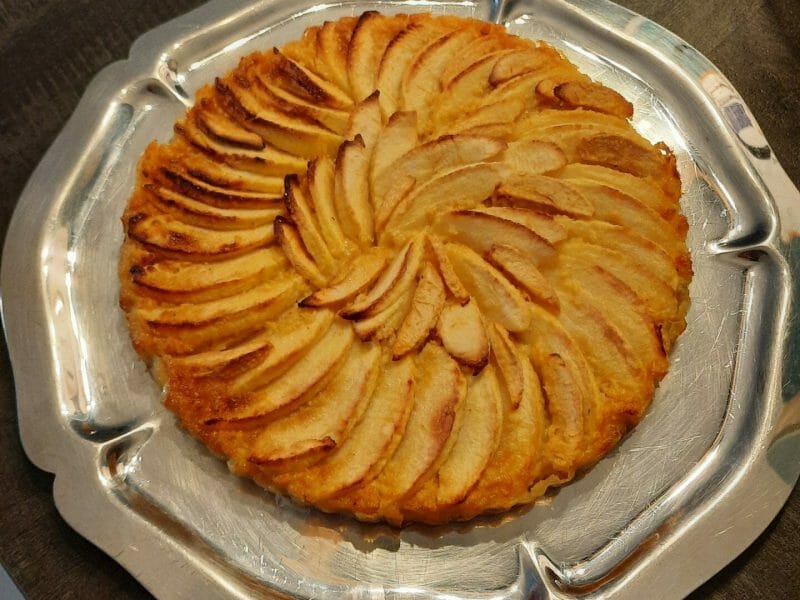 Cliquez pour zoomer ! Tarte aux pommes sans pâte Thermomix par celine49250
