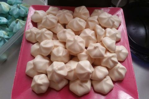 Cliquez pour zoomer ! Meringues Thermomix par Cricrio