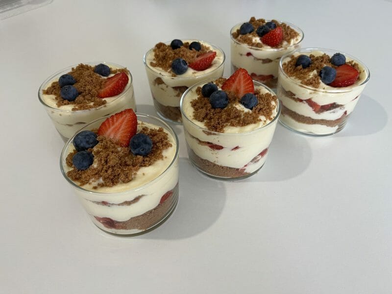 Cliquez pour zoomer ! Tiramisu aux framboises et spéculoos Thermomix par roxane_17