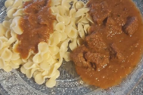 Cliquez pour zoomer ! Goulash de boeuf Thermomix par meggy57