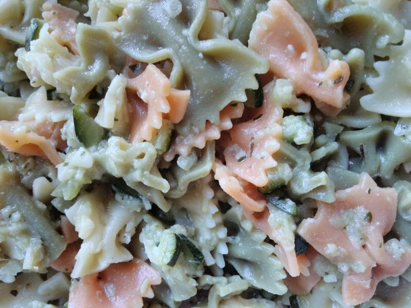 Cliquez pour zoomer ! Farfalle à la crème de courgettes Thermomix par marie-eric