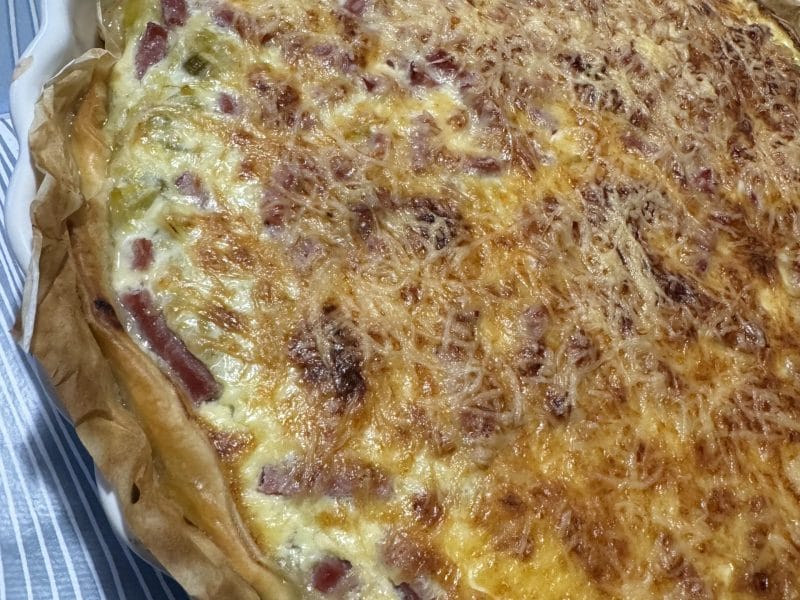 Cliquez pour zoomer ! Quiche poireaux et saumon Thermomix par cassandra_23