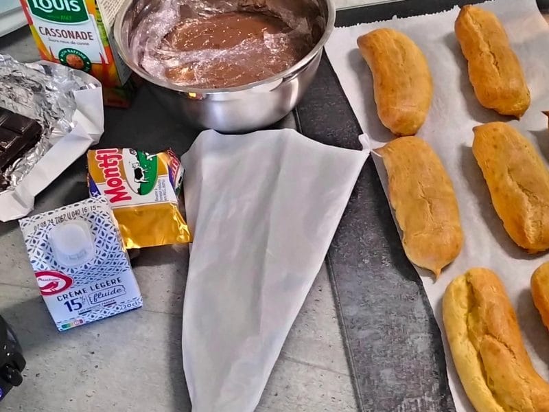 Cliquez pour zoomer ! Éclairs au chocolat Thermomix par Manou