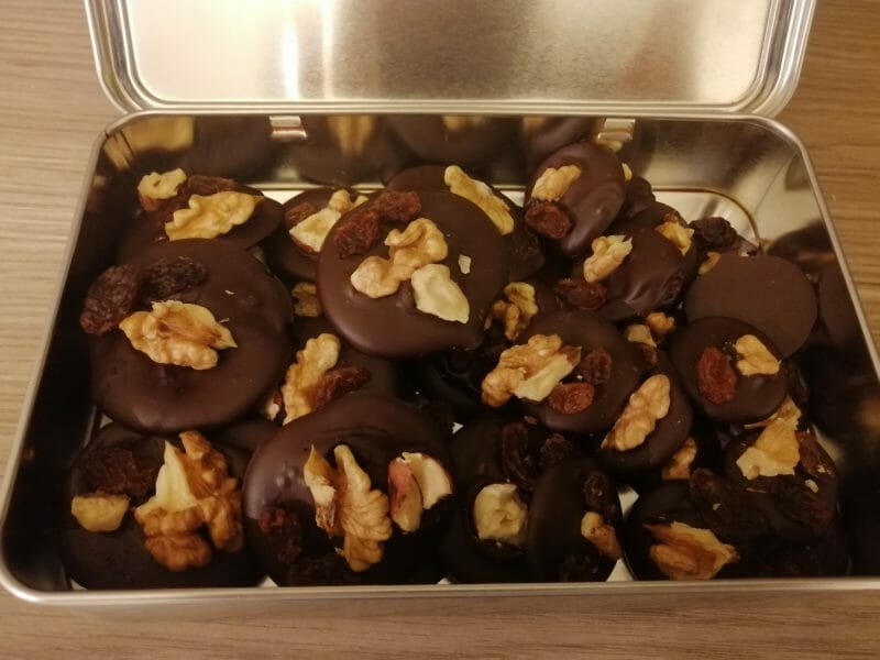 Cliquez pour zoomer ! Mendiants au chocolat Thermomix par fafa2608