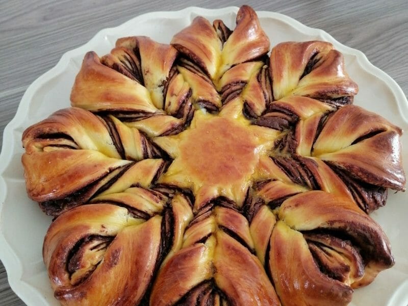 Cliquez pour zoomer ! Brioche étoilée au Nutella Thermomix par fafa2608