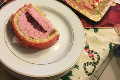 Cliquez pour zoomer ! Bûche de Noël framboises et chocolat blanc Thermomix par Titine45