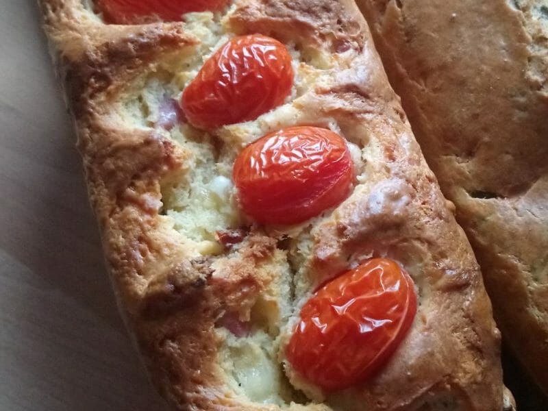 Cliquez pour zoomer ! Cake tomates mozzarella et lardons Thermomix par sandrapatiss