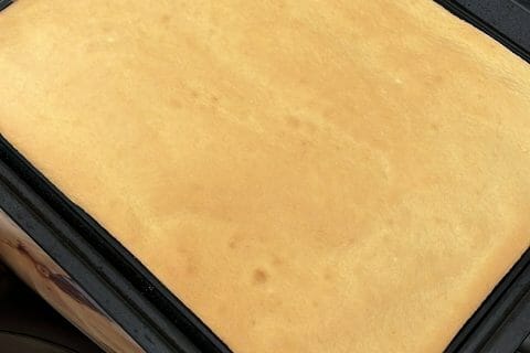 Cliquez pour zoomer ! Bûche pralinée aux éclats de noisettes caramélisés Thermomix par alix13